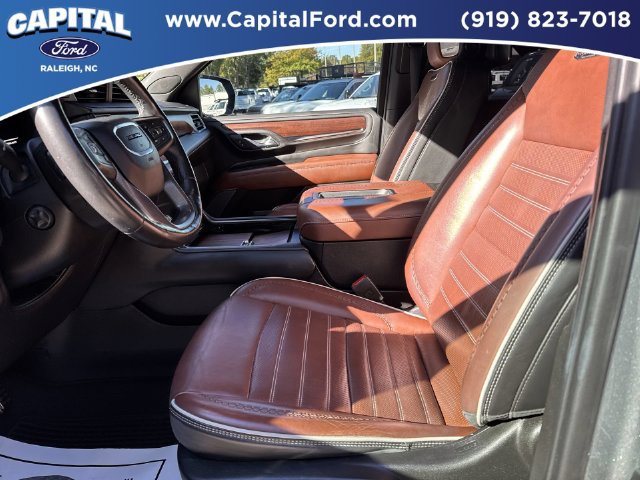 Used 2023 GMC Yukon Denali Ultimate AWD/4WD image 19