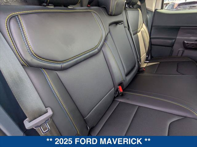 Certified 2025 Ford Maverick Lobo AWD/4WD image 22