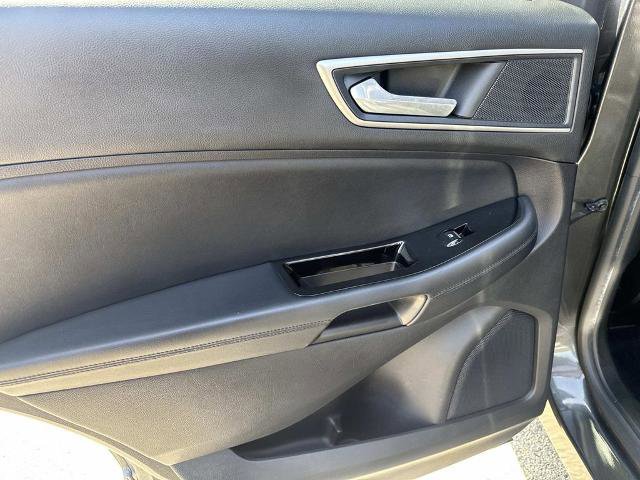 Certified 2019 Ford Edge SEL w/ Equipment Group 201A FWD image 12