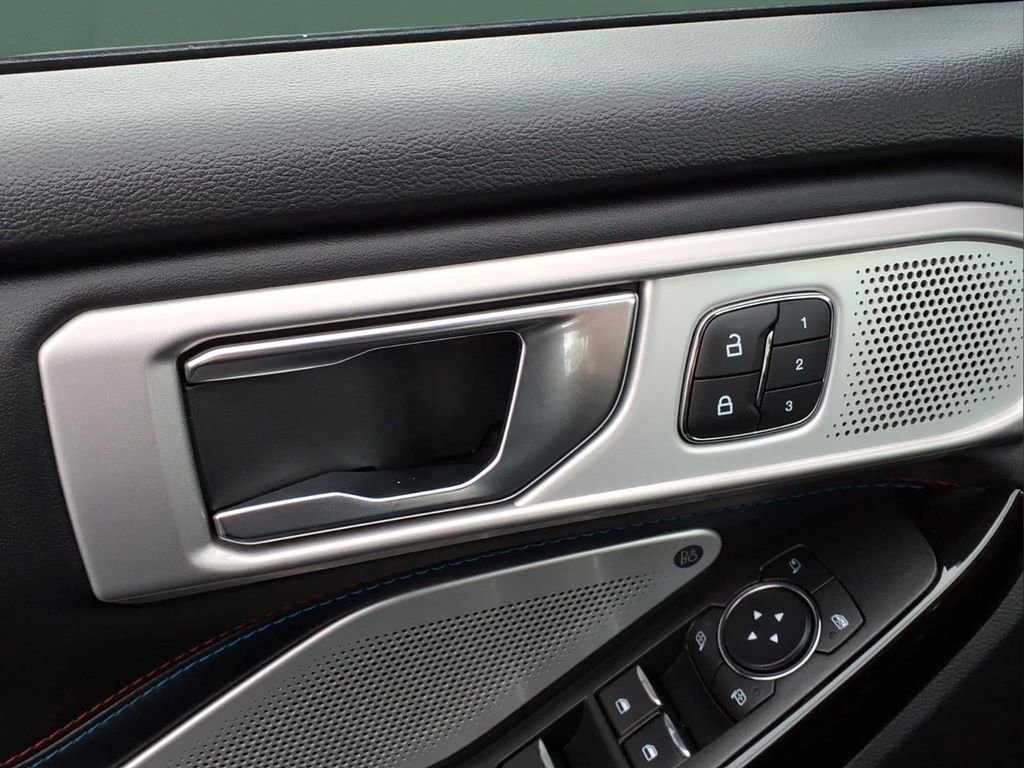 Certified 2022 Ford Explorer ST w/ Equipment Group 401A image 16