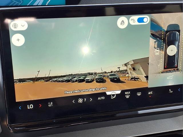 Certified 2025 Ford Expedition Active AWD/4WD image 8