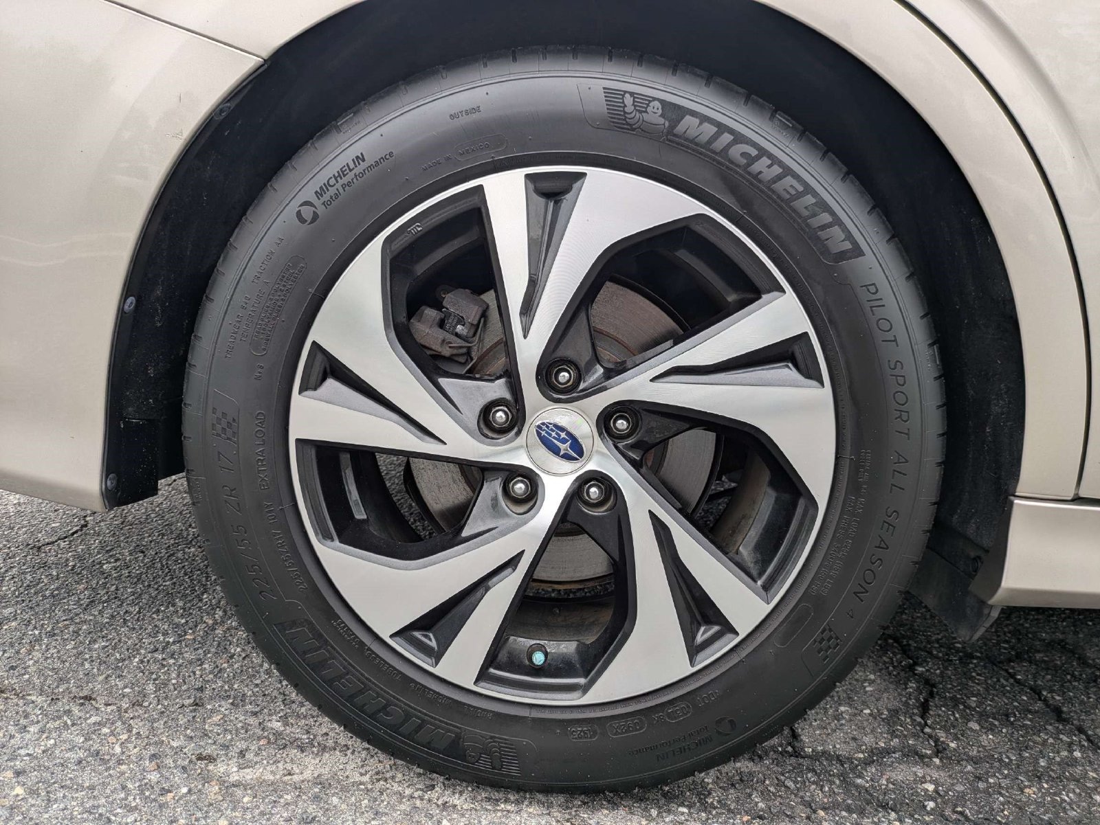 Used 2020 Subaru Legacy Premium AWD/4WD image 13