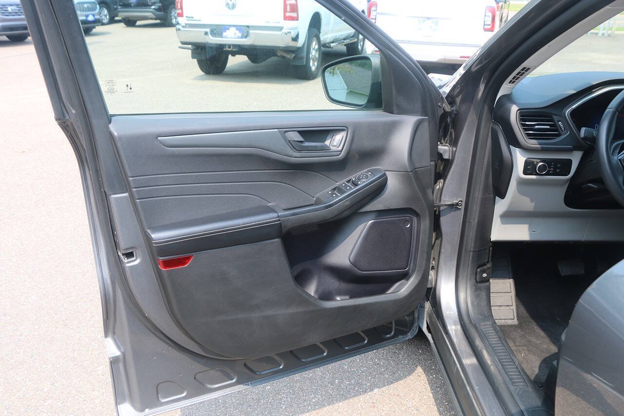 Certified 2024 Ford Escape Active AWD/4WD image 28