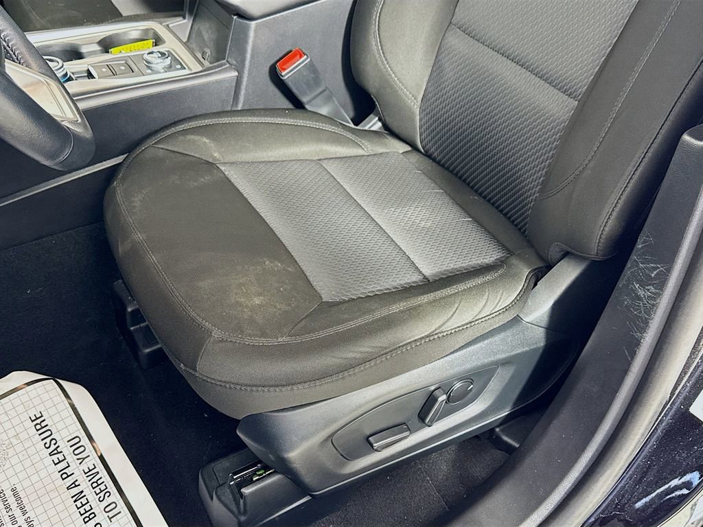 Certified 2023 Ford Explorer XLT image 20