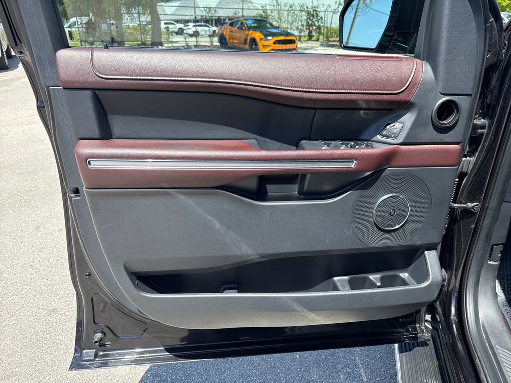 Certified 2023 Ford Expedition Limited RWD image 13