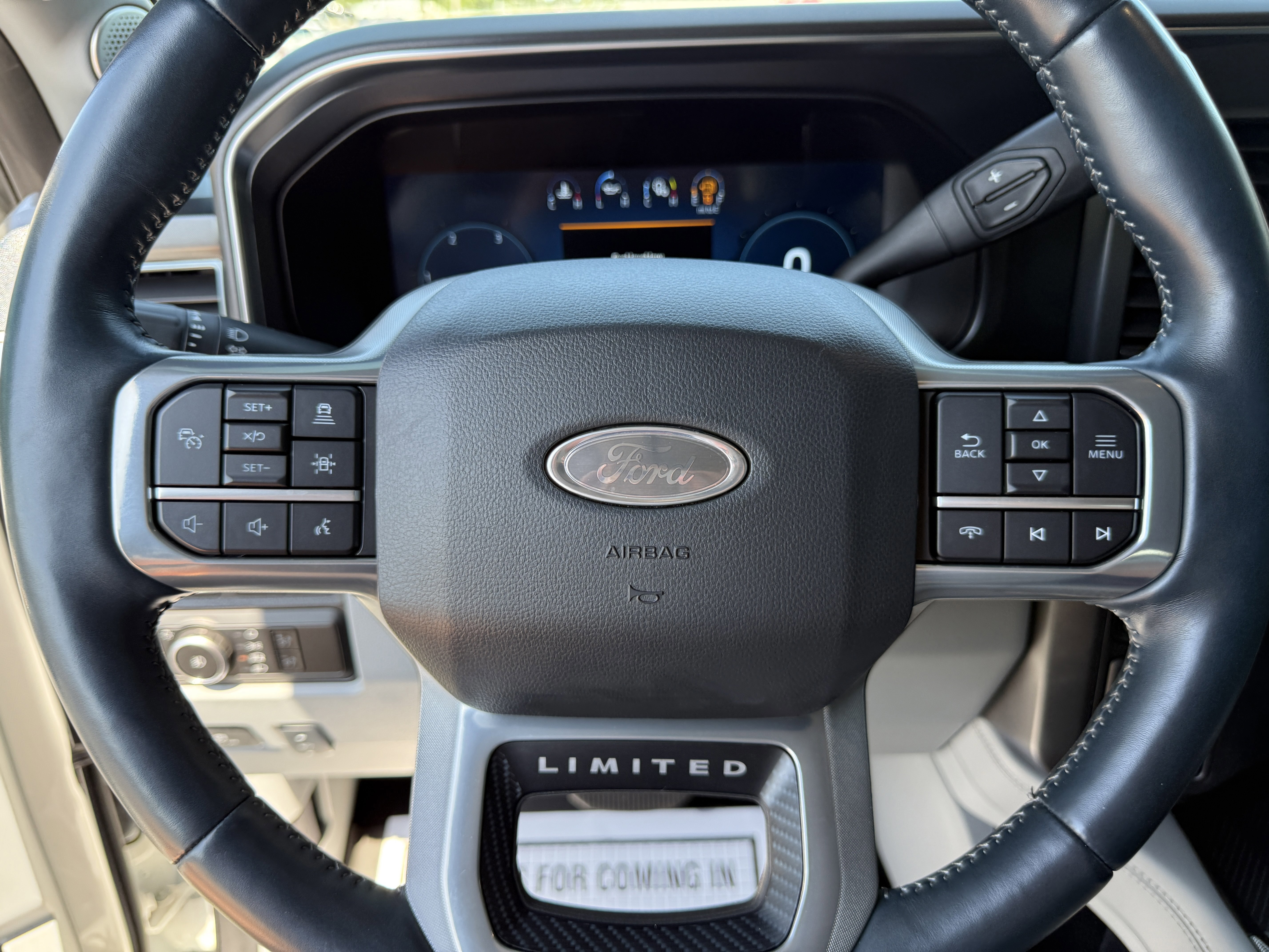 Certified 2024 Ford F350 Limited AWD/4WD image 28