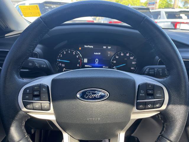 Certified 2022 Ford Explorer XLT w/ Equipment Group 202A AWD/4WD image 12