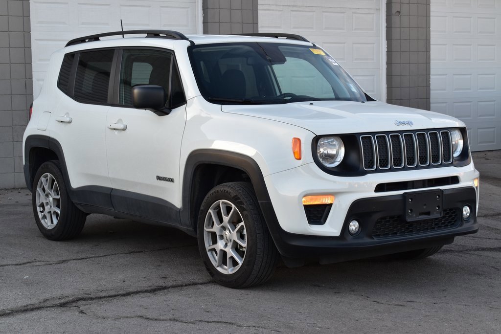 Used 2022 Jeep Renegade Latitude w/ Convenience Group image 4