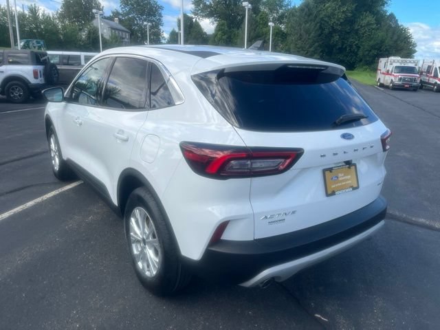 Certified 2023 Ford Escape Active AWD/4WD image 7