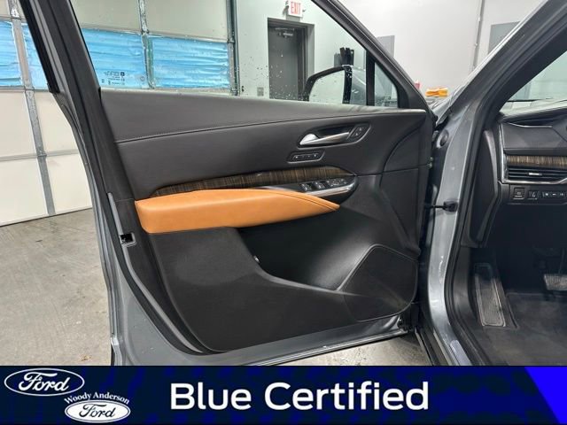 Used 2023 Cadillac XT4 Premium Luxury w/ Technology Package image 25