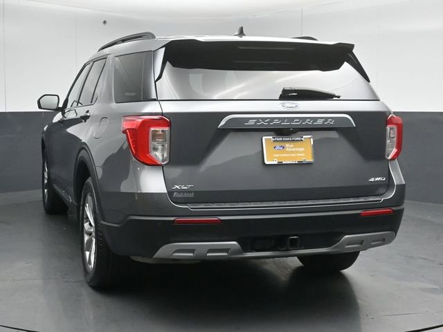 Certified 2023 Ford Explorer XLT w/ Equipment Group 202A AWD/4WD image 6