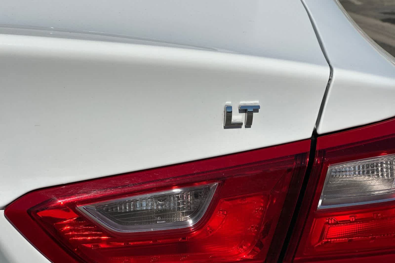 Used 2024 Chevrolet Malibu LT image 27