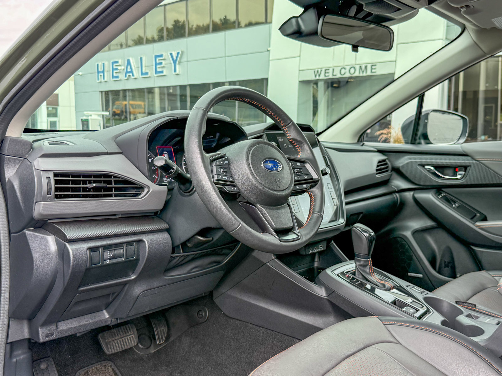 Used 2024 Subaru Crosstrek 2.5i Limited AWD/4WD image 13