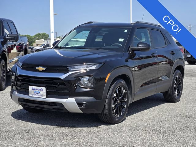 Used 2022 Chevrolet TrailBlazer LT w/ Convenience Package FWD image 3