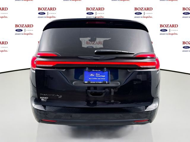 Used 2021 Chrysler Pacifica Touring w/ S Appearance Package image 7