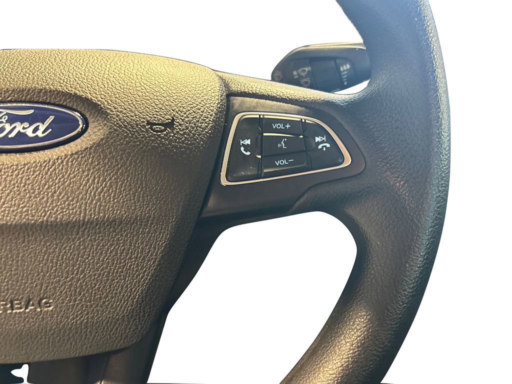 Certified 2018 Ford Focus SE w/ SE Appearance Package FWD image 33