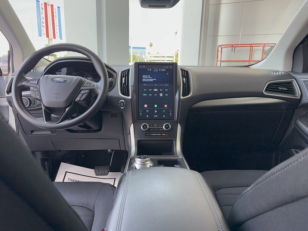 Certified 2022 Ford Edge SE w/ Black Appearance Package AWD/4WD image 27