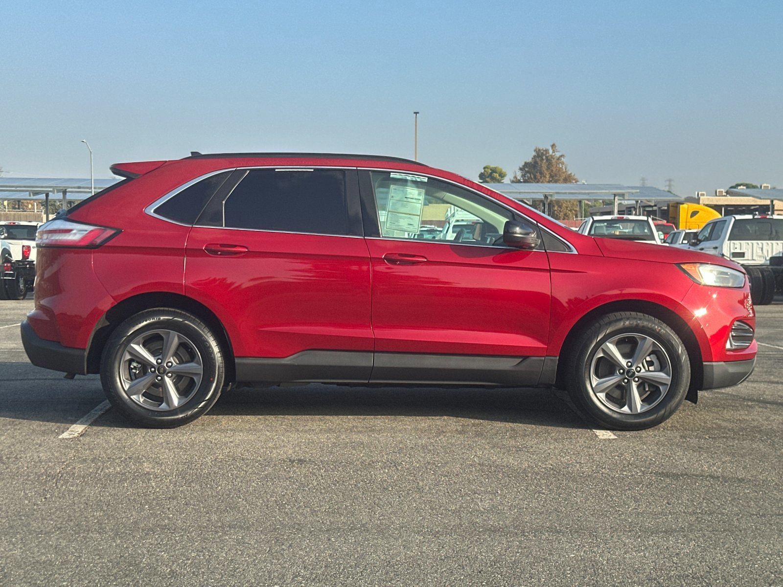 Certified 2022 Ford Edge SEL w/ Sport Appearance Package image 6