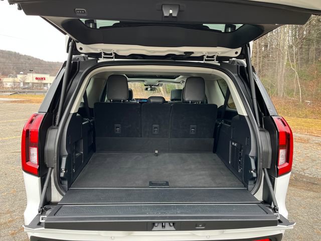 Certified 2025 Ford Expedition Max Active image 15