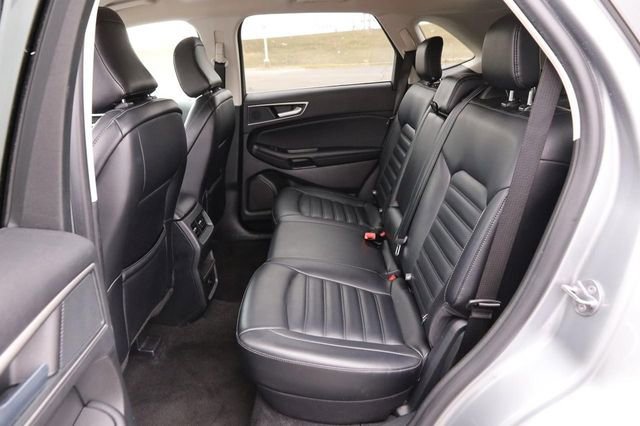 Certified 2024 Ford Edge SEL image 9