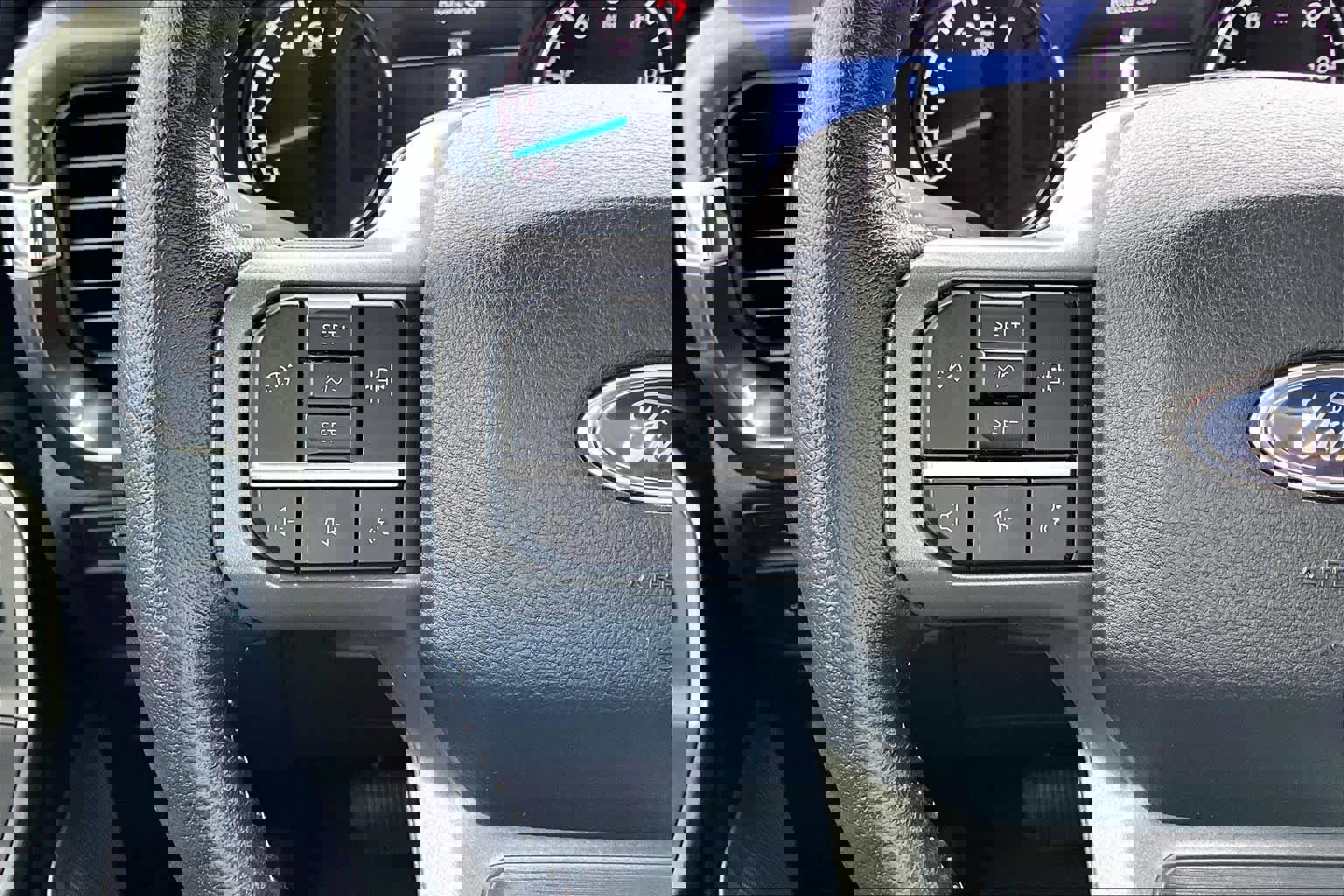 Certified 2022 Ford F150 XLT w/ Equipment Group 302A High image 25