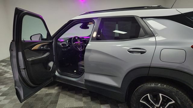 Used 2023 Chevrolet TrailBlazer ACTIV w/ Convenience Package FWD image 16