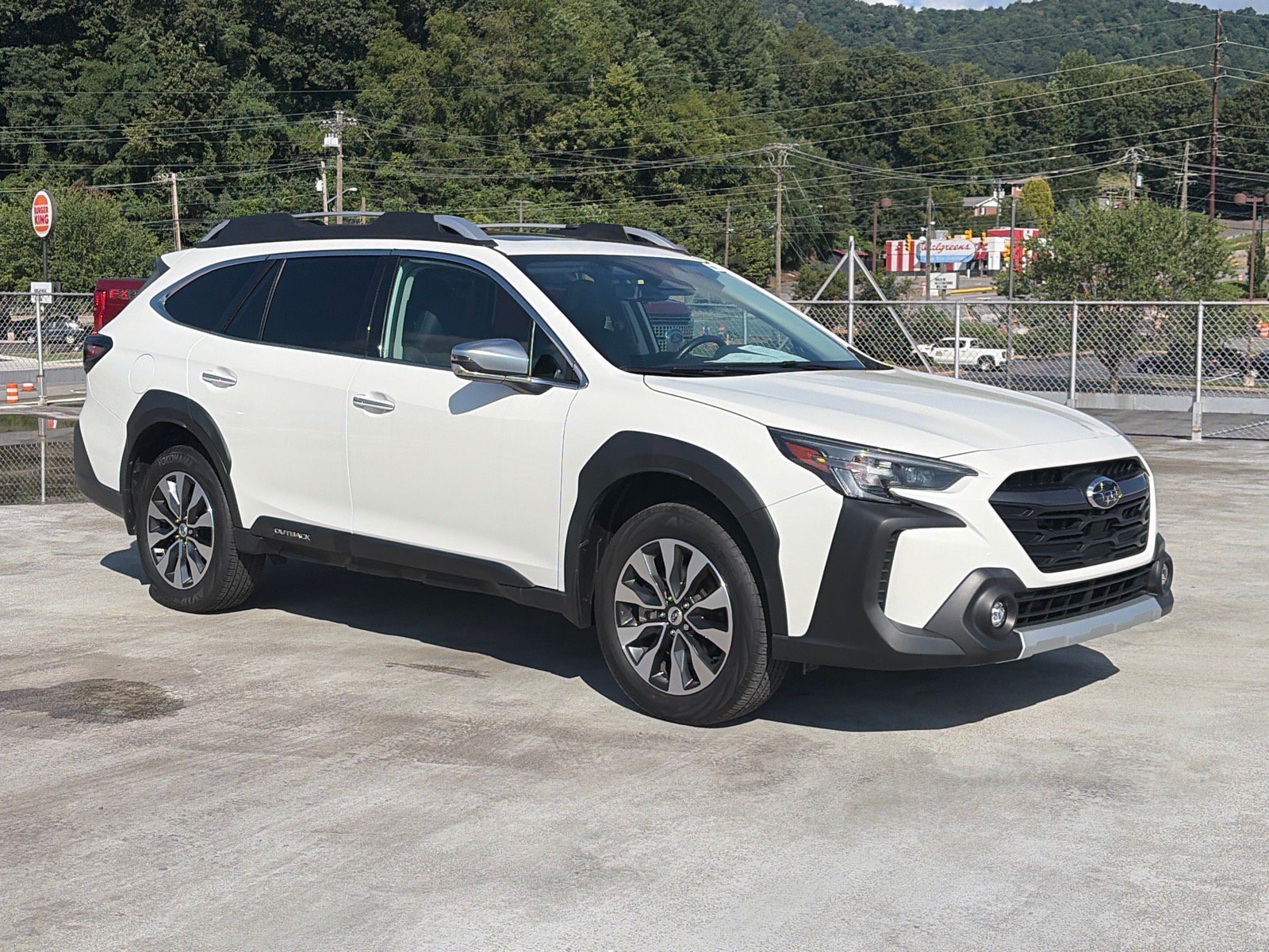 Used 2023 Subaru Outback Touring XT