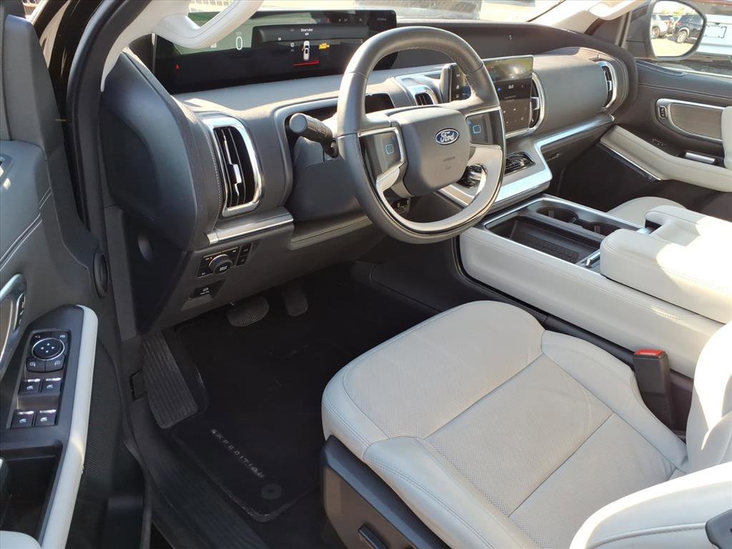 Certified 2025 Ford Expedition Max Platinum AWD/4WD image 8