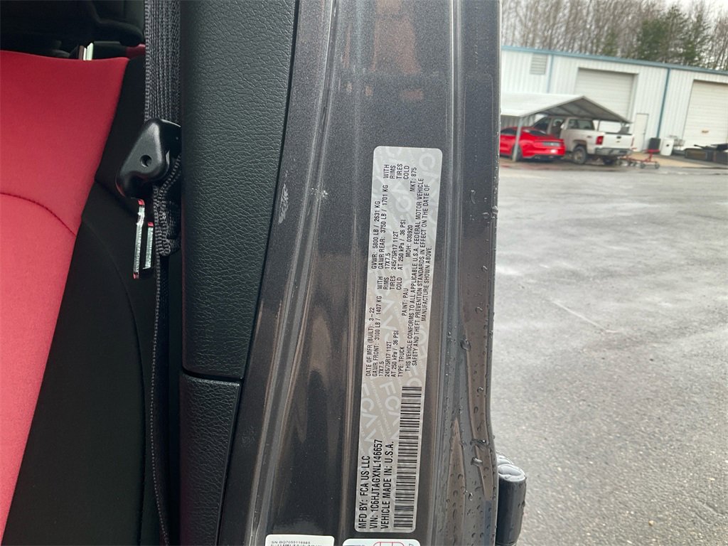 Used 2022 Jeep Gladiator Sport image 18