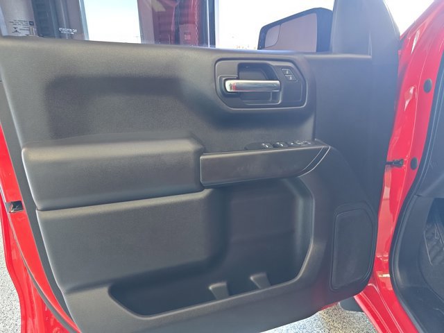 Used 2022 Chevrolet Silverado 1500 Custom w/ Safety Confidence Package image 7