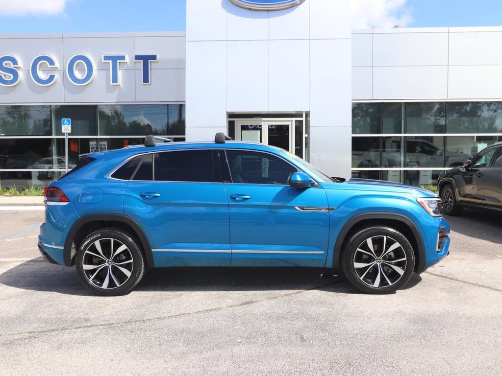 Used 2024 Volkswagen Atlas Cross Sport SEL Premium R-Line AWD/4WD image 18