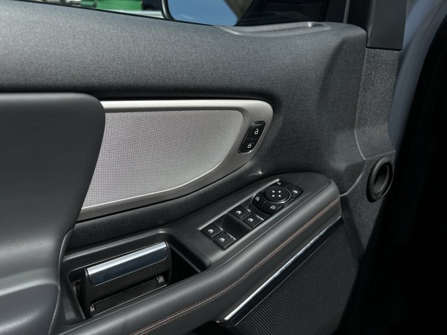 Certified 2025 Ford Expedition Max Active AWD/4WD image 12
