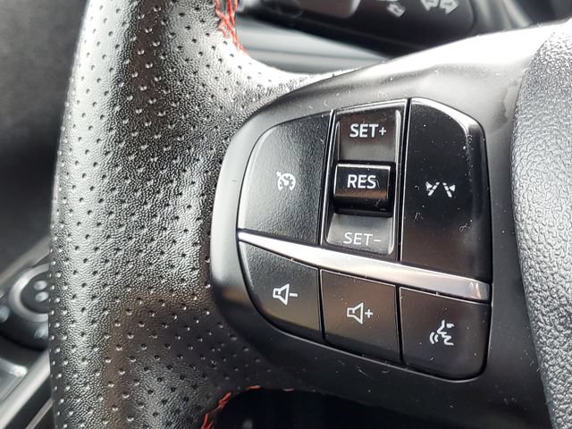 Certified 2024 Ford Escape ST-Line AWD/4WD image 17