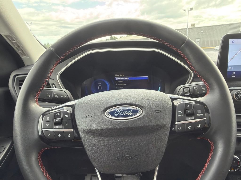 Certified 2021 Ford Escape SEL w/ SEL Stealth AWD Package image 16