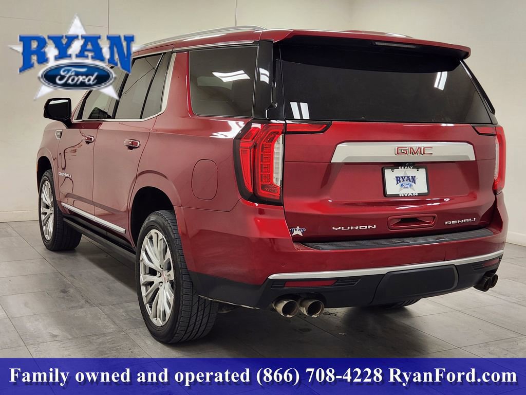 Used 2022 GMC Yukon Denali w/ Denali Premium Package image 2