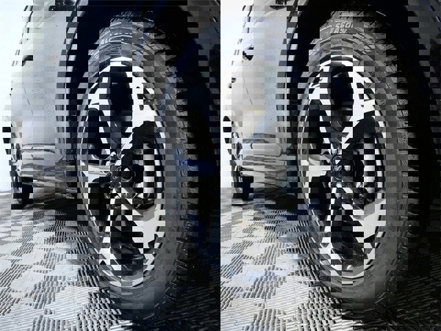 Certified 2023 Ford Escape ST-Line Select image 7