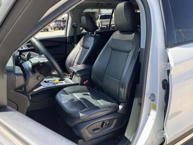Certified 2023 Ford Explorer Limited w/ Limited Technology Package RWD image 8