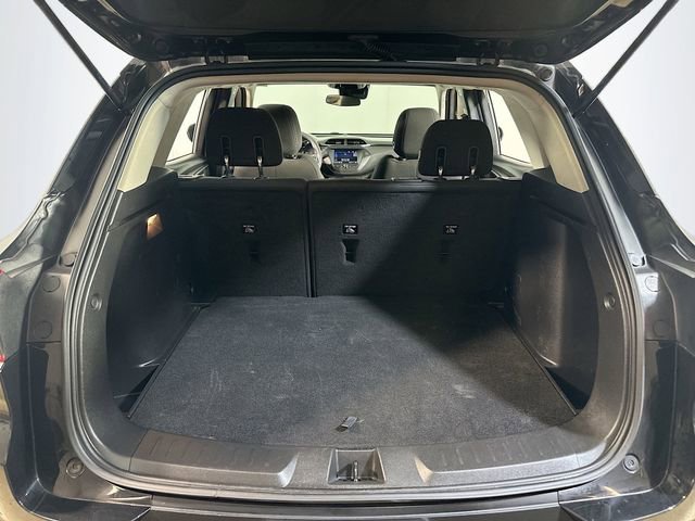 Used 2022 Chevrolet TrailBlazer LT w/ LPO, Blackout Package image 9
