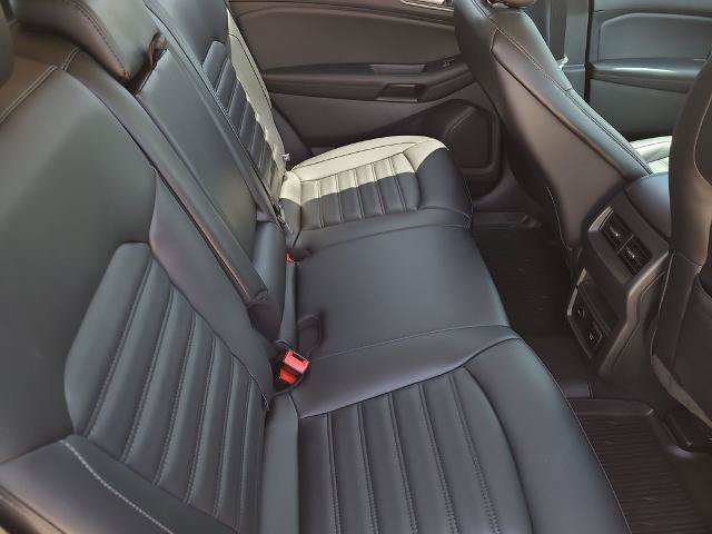 Certified 2024 Ford Edge SEL w/ Convenience Package AWD/4WD image 12