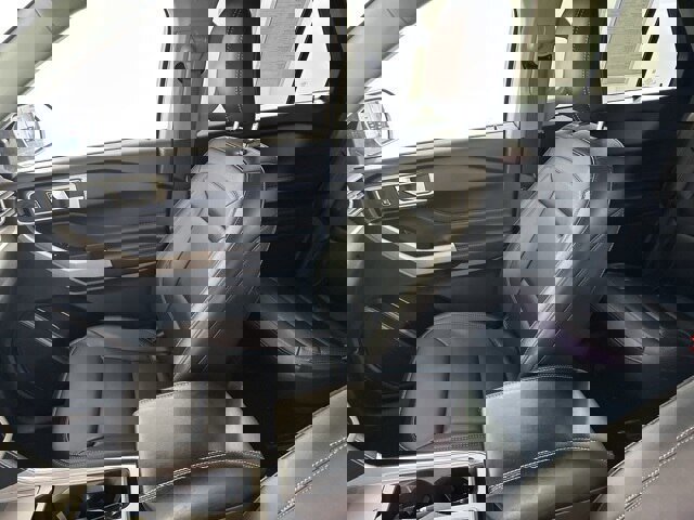 Certified 2023 Ford Explorer XLT w/ Equipment Group 202A image 17