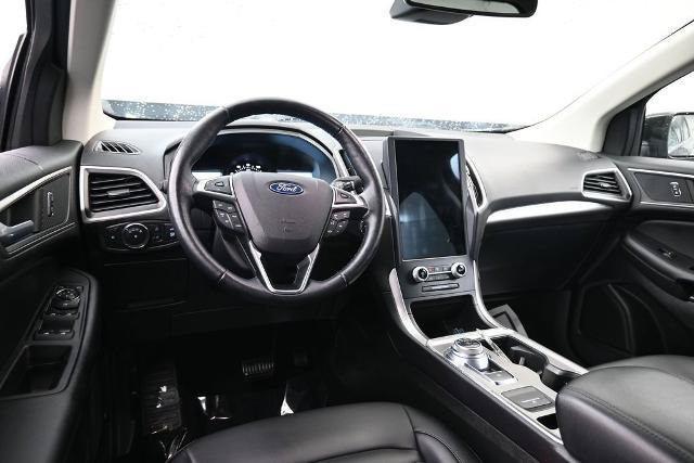 Certified 2022 Ford Edge SEL w/ Convenience Package AWD/4WD image 11
