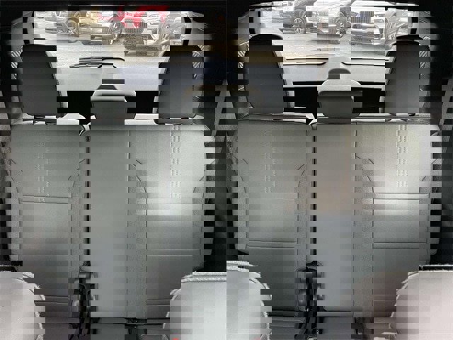 Used 2024 GMC Acadia AT4 w/ Luxury Package image 17