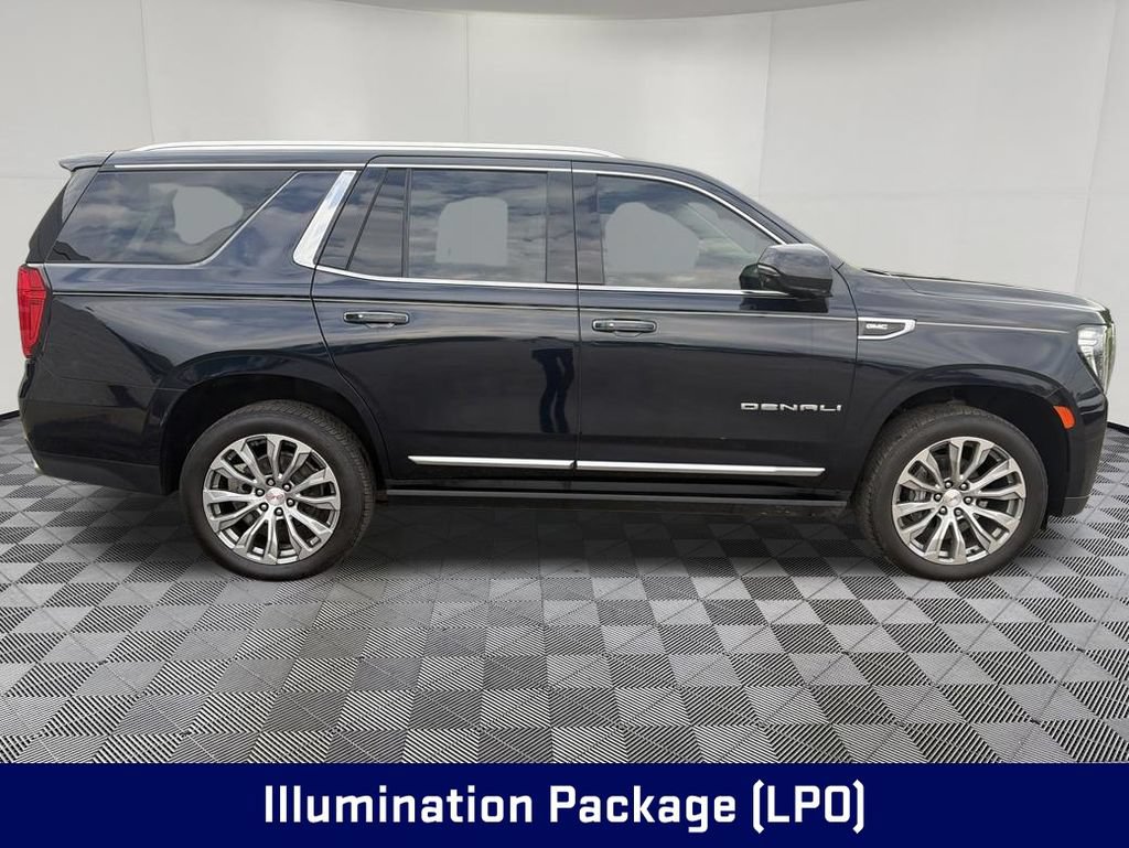 Used 2021 GMC Yukon Denali w/ Denali Premium Package AWD/4WD image 8