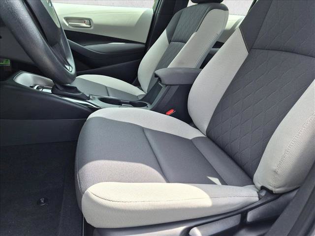 Used 2024 Toyota Corolla LE FWD image 11
