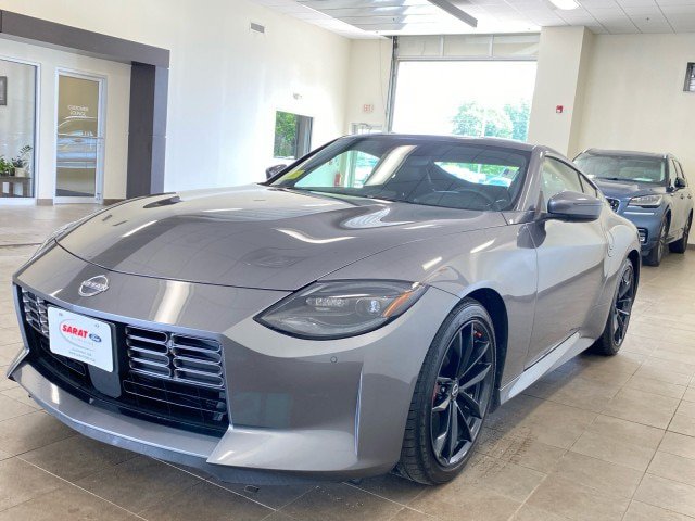 Used 2025 Nissan Z Performance w/ Floor Mat Package RWD image 4
