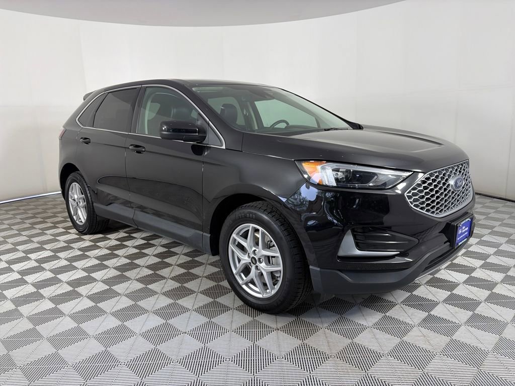 Certified 2024 Ford Edge SEL image 6