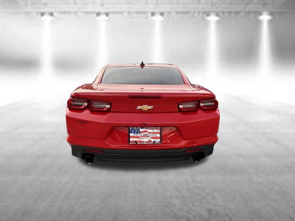 Used 2022 Chevrolet Camaro LT RWD image 7