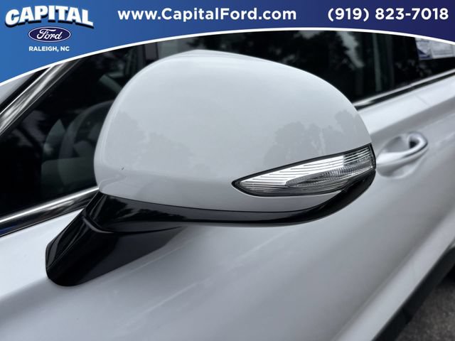 Used 2023 Hyundai Santa Fe SEL FWD image 12