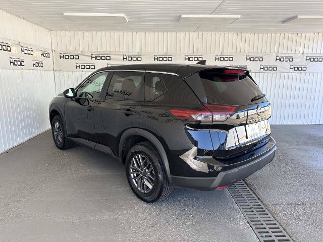 Used 2024 Nissan Rogue S AWD/4WD image 7