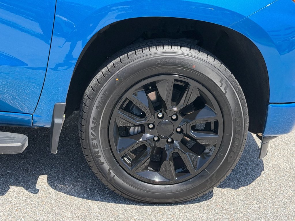 Used 2024 Chevrolet Silverado 1500 Custom RWD image 9